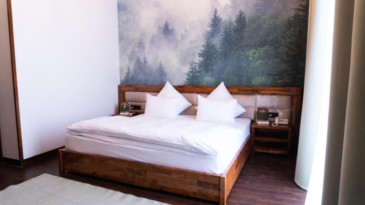 Hotel Alpen Park Shymkent Esterno foto